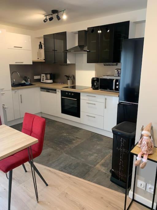 Vannes Plage Et Port - T2 Cosy Avec Terrasse Et Parking Экстерьер фото