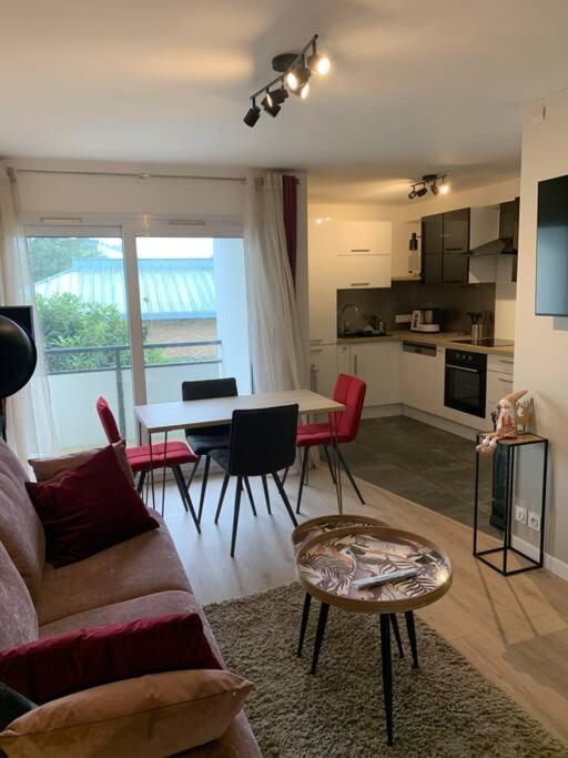 Vannes Plage Et Port - T2 Cosy Avec Terrasse Et Parking Экстерьер фото